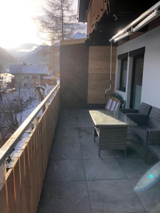 Apartamento Haus Adlerhorst Neustift im Stubaital Exterior foto